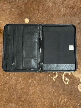 Boston Scientific Scimed Leeds Black Faux Leather Zip Around Organizer Portfolio